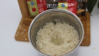別再花錢買甜酒了，釀酒師傅透露，記住這幾點保證酒香濃郁