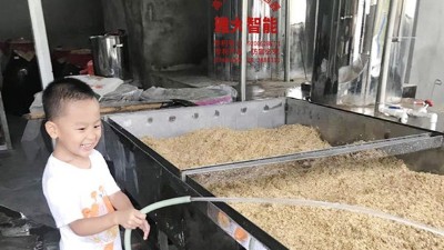 9月1日開學(xué)季我送給孩子一份厚禮：一個(gè)小型燒酒設(shè)備酒坊！