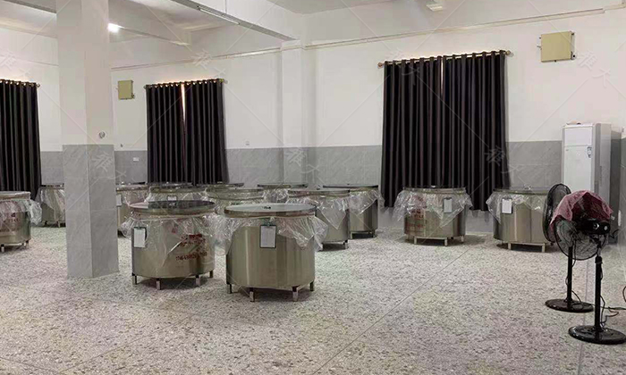 12-7第一批大米酒發(fā)酵完成，可以蒸酒了
