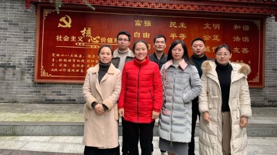 黨建領發(fā)展，科技助扶貧