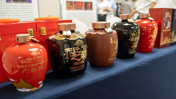 備戰(zhàn)中秋國(guó)慶酒水市場(chǎng)，打響下半年白酒銷售旺季第一站！
