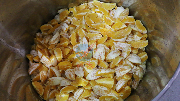 2、橙子酒釀酒技術(shù)-去皮完成